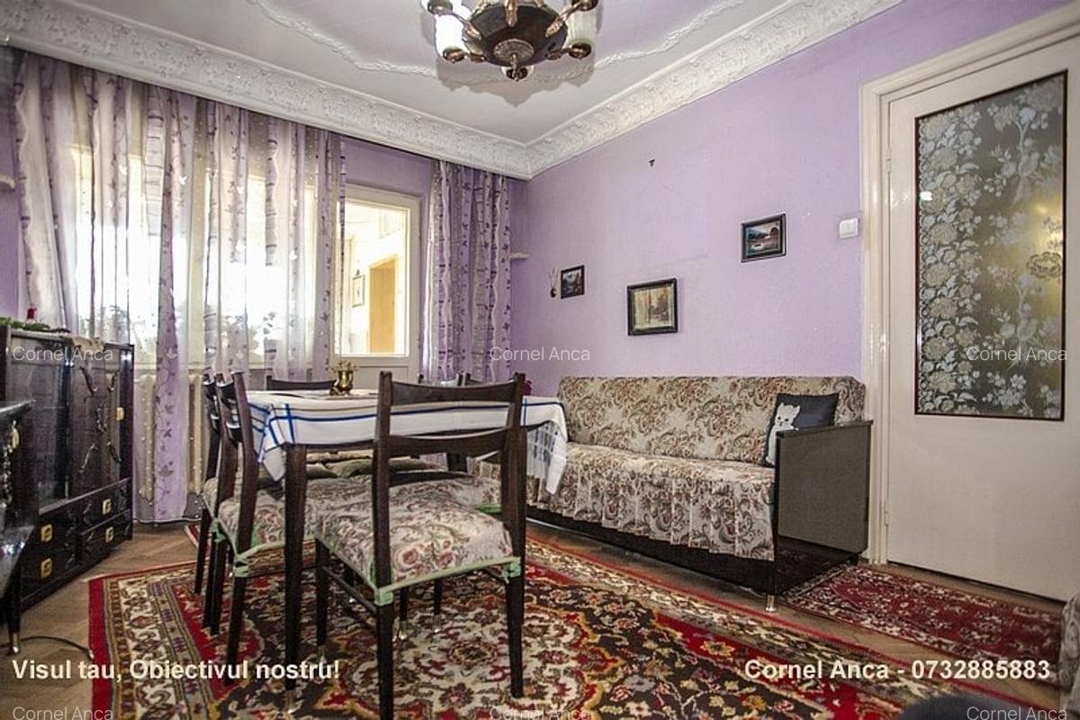 Apartament cu 3 camere in Constanta, zona Casa de Cultura, decomandat - 4
