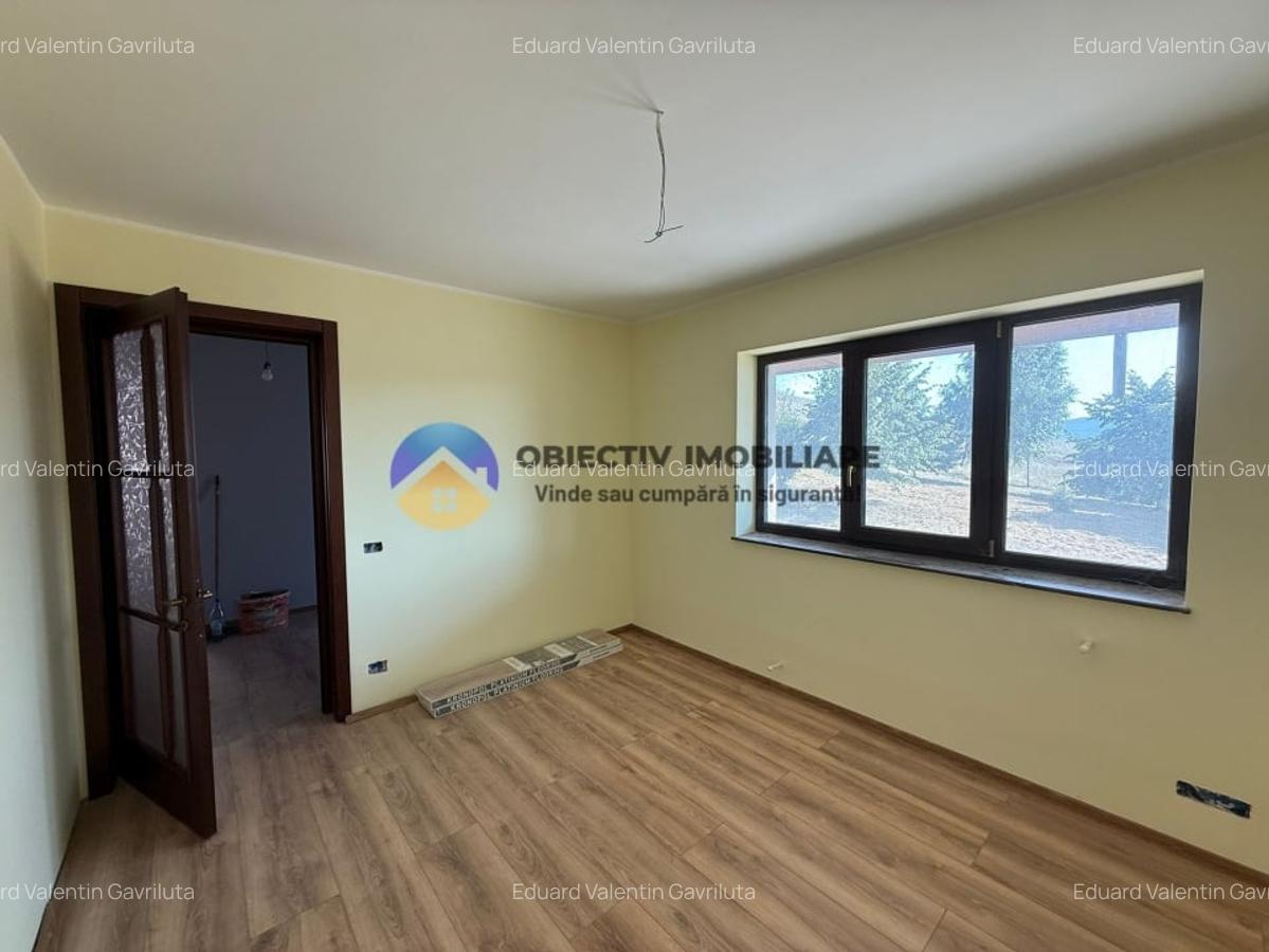 Casa + teren de vanzare - Zona Garcina - 10