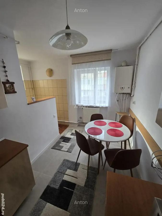 De vanzare Apartament 3 camere, central, Baia Mare - 3