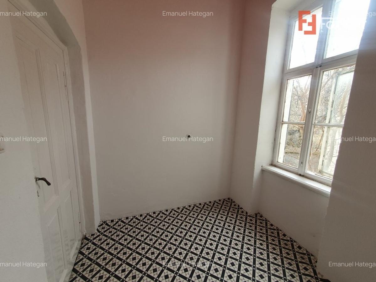 COMISION 0% Apartament cu 4 camere decomandat, la curte comuna - zona Fabric - 21