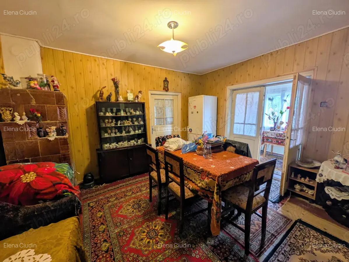 Casa cu teren generos de vanzare in Comarnic, Prahova aproape de DN1 - 5