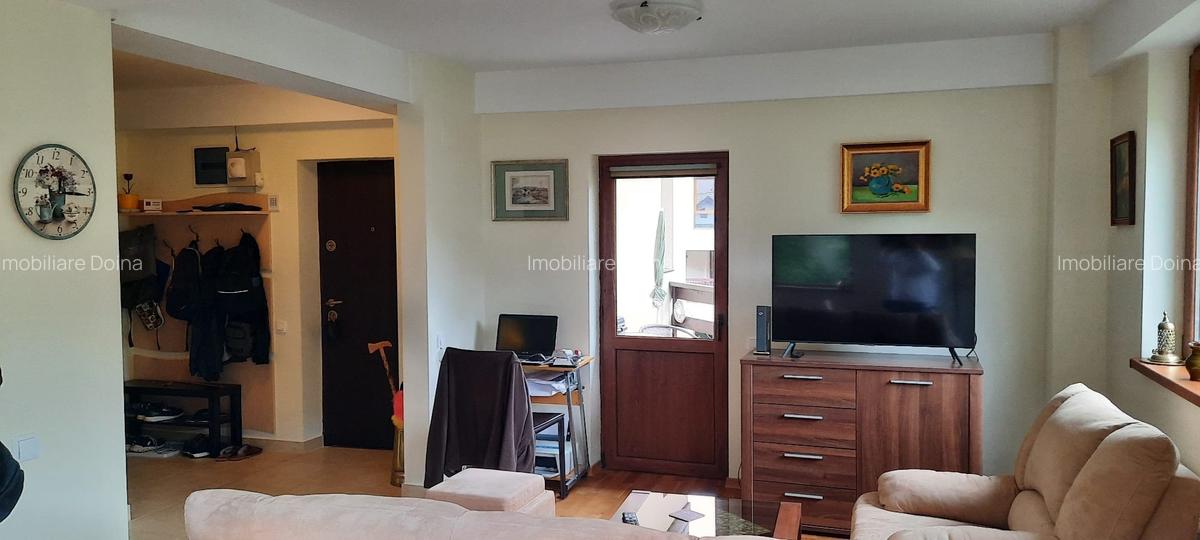 De vanzare apartament 3 camere in vila zona Platoul Izvor - 13