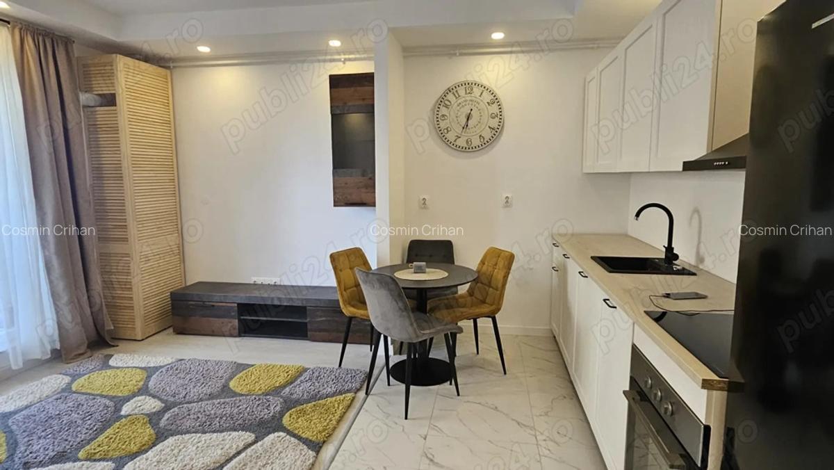 Proprietar - Inchiriez apt 2 cam. tip studio in Cosmopolis mobilat si utilat, loc parcare inclus - 1