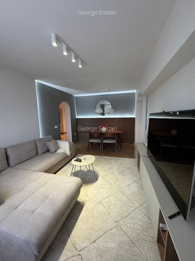 Apartament 3 camere | Renovat | Stefan cel Mare | Metrou 1' - 1