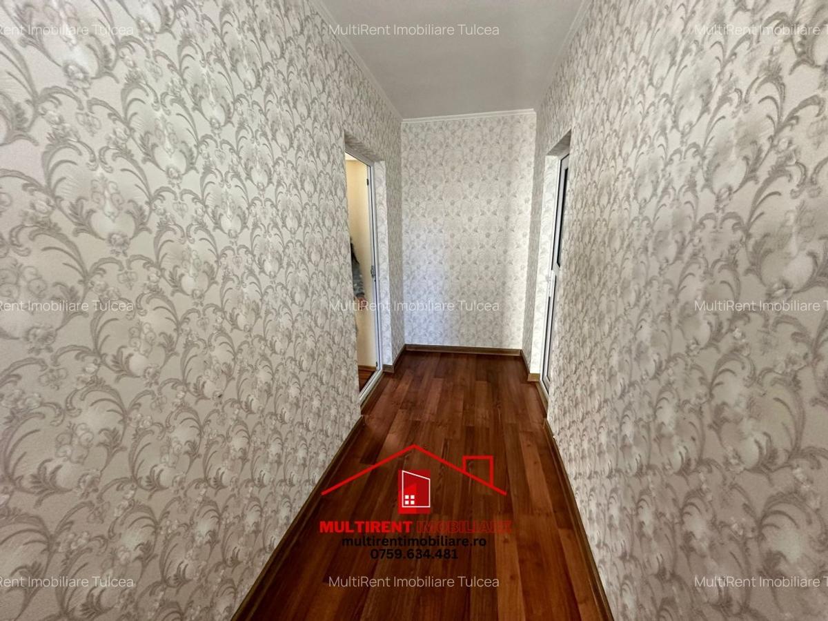 Strada Eroilor - Casa renovata  de vanzare ! - 1 Strada Eroilor - Casa renovata  de vanzare ! - 1
