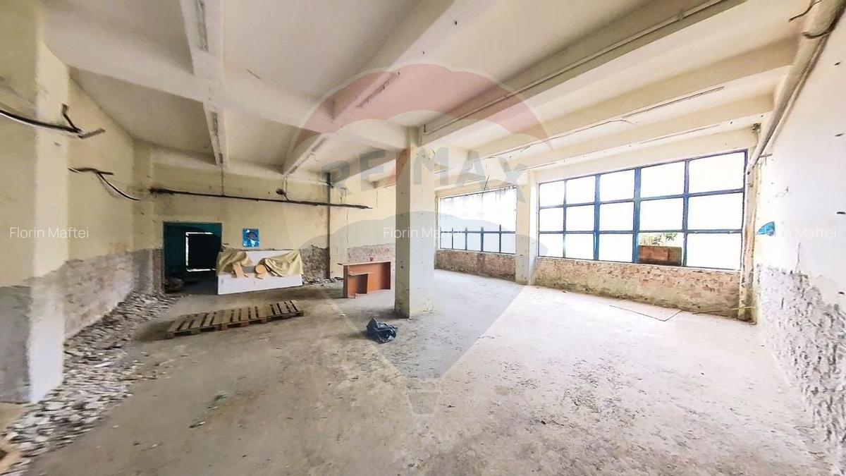Spatiu industrial de 2060mp cu teren de 3358mp de vanzare Str Turnului - 15