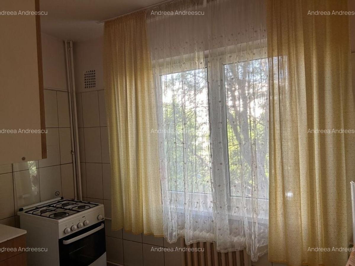 Garsoniera mobilata utilata 8 min Metrou Aparatorii Patriei - 4