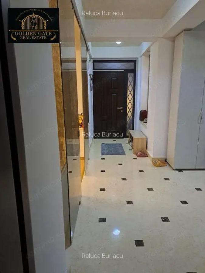 Vila P+1+M la cheie,428 mp,500 m de plajainvesti?ie excelenta! - 1