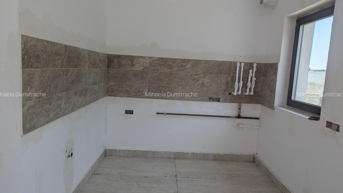Oferta unica! Casa Parter 4 camere, Buftea, 25 min de Bucuresti, Sectorul 1 - 13