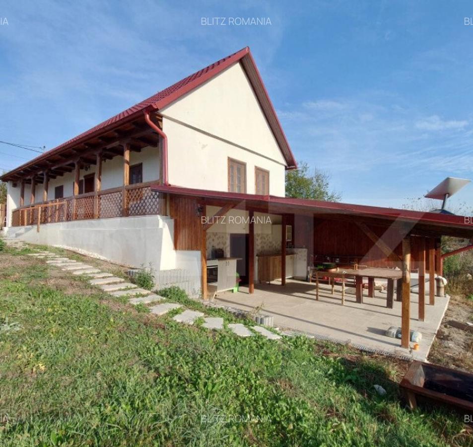 Casa de vacan?a, Brestova? - 1