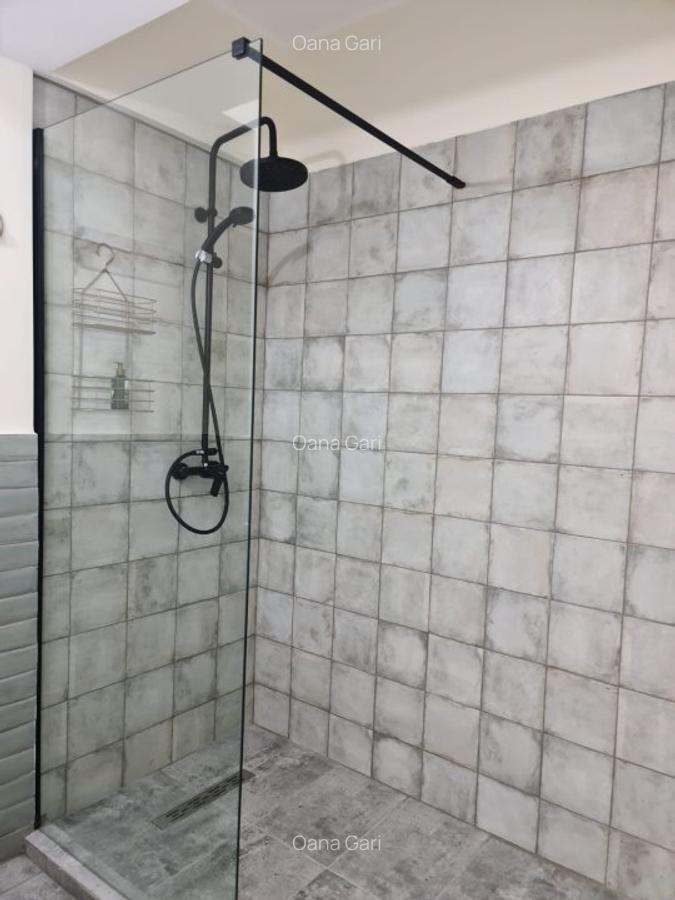 Mamaia  2 cam termen lung- vedere lac ,bloc nou cu parcare la subsol - 12