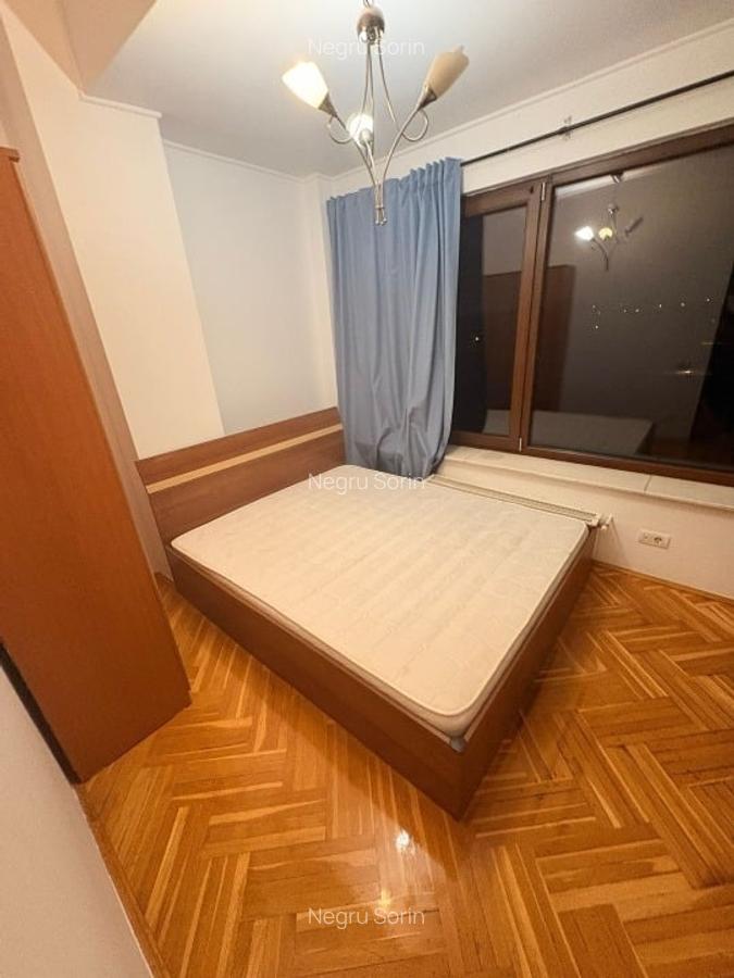 Apartament 3 camere , boxa, loc parcare, șos. Chitilei - școala Costeasca - 2