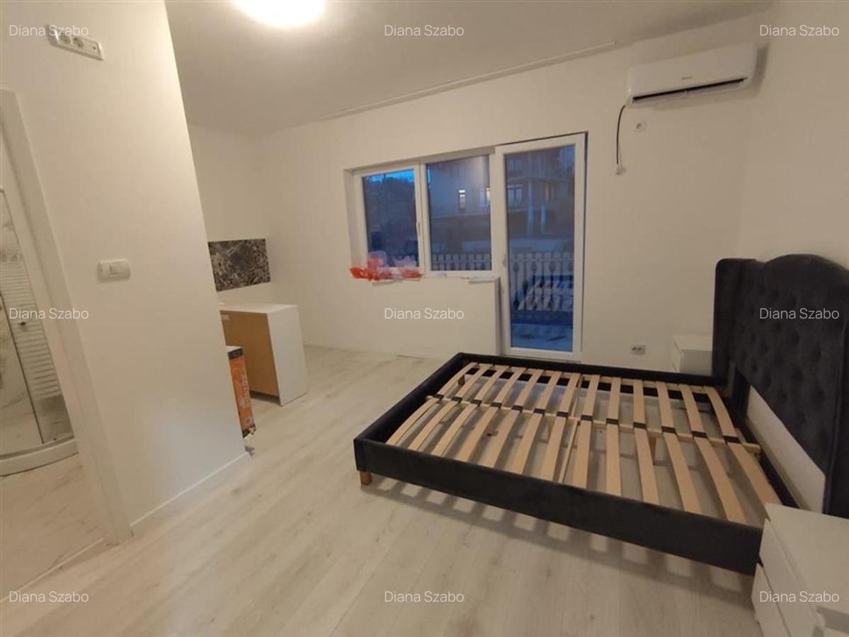 RECO Vila la cheie compartimentata in 16 ap in zona Spitalul Judetean - 10