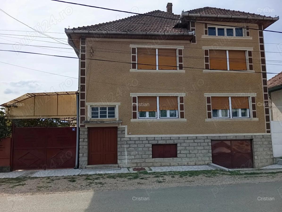 Casa cu etaj in Beius - 2