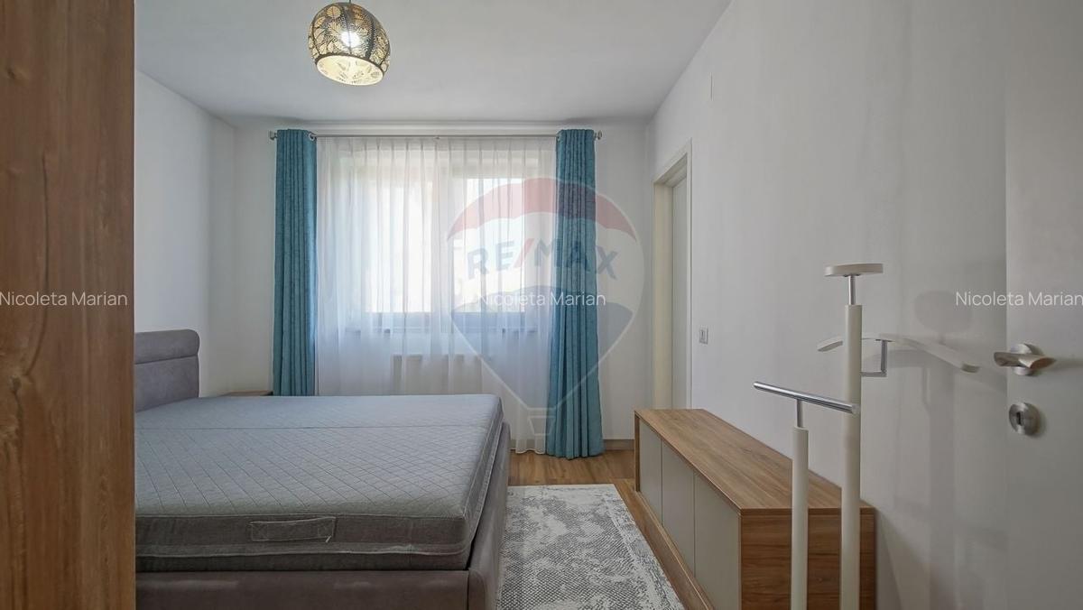 Apartament cu 3 camere decomandat, mobilat în Florilor - 11