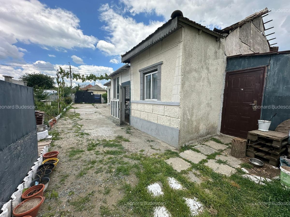 EXCLUSIVITATE! Casa 3 camere - Mihail Kogalniceanu - 49.000 euro(Cod E8+E10) - 4