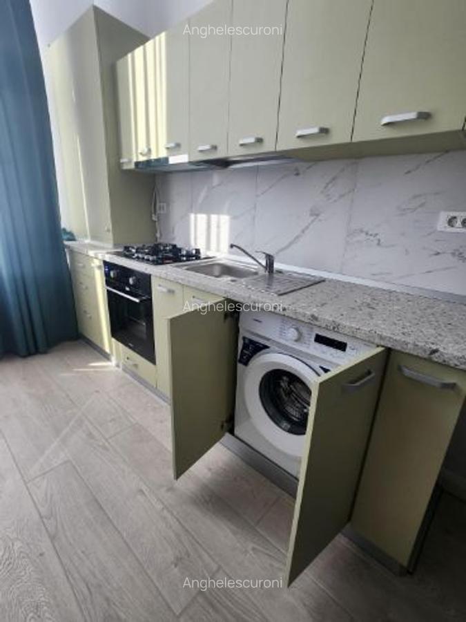 Ofer spre închiriere un studio loft - 7