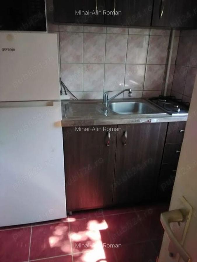 Garsonieră semidecomandată, mobilată în Girocului - 3