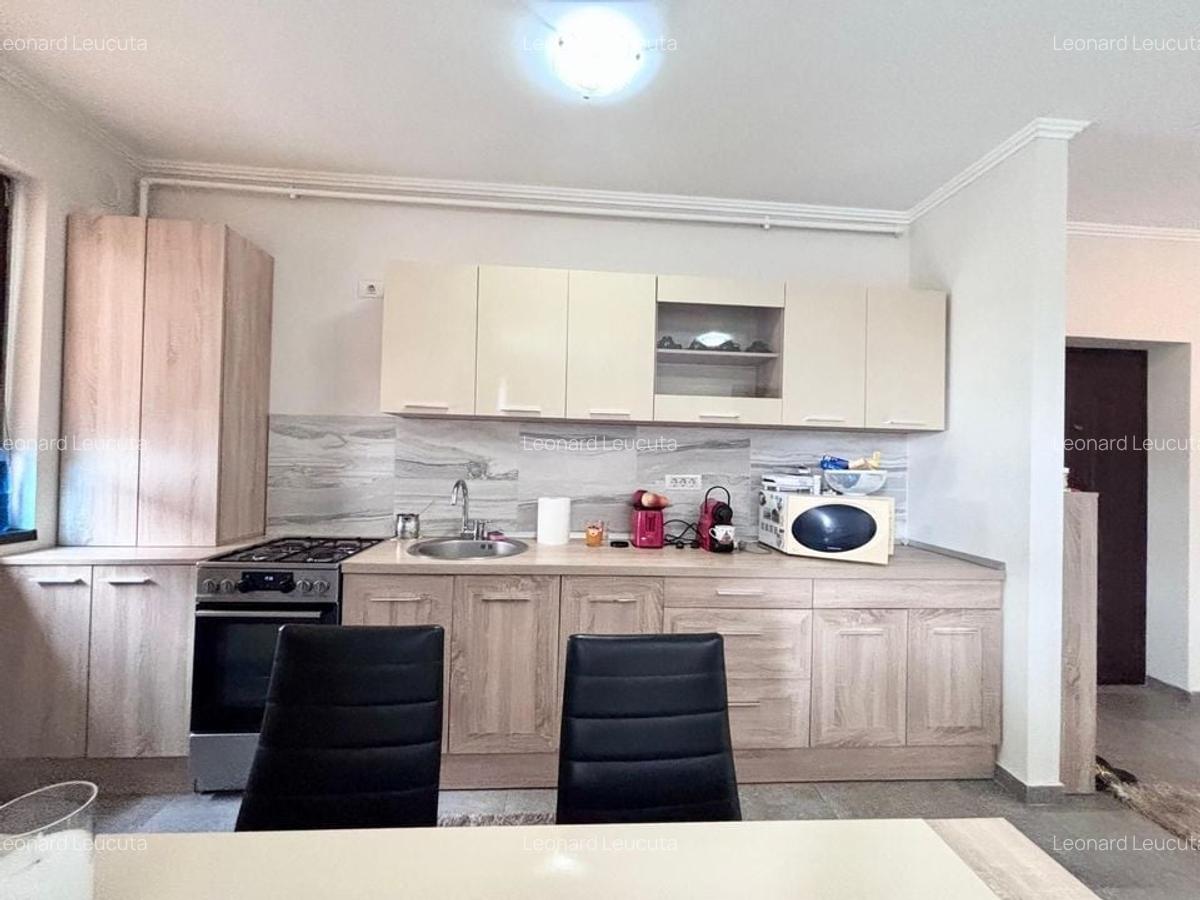 Apartament cu 2 camere semidecomandat, mobilat în Giroc - 4