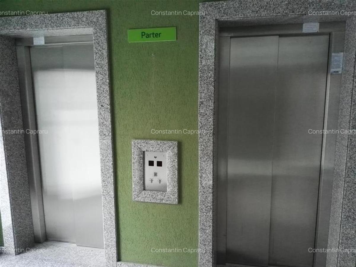 Vanzare cladire pe etaje - pretabil clinica, spital - 14