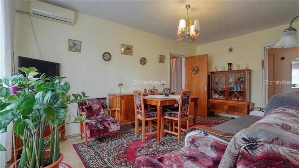 Apartament 3 camere zona Grivitei - 2