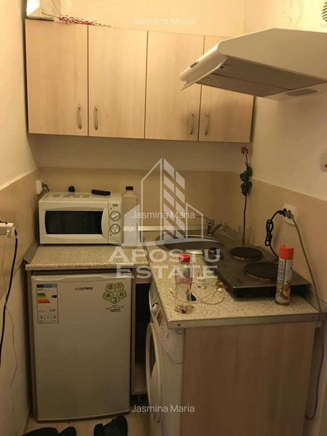 Garsoniera in zona Complexului Studentesc, etaj intermediar - 1