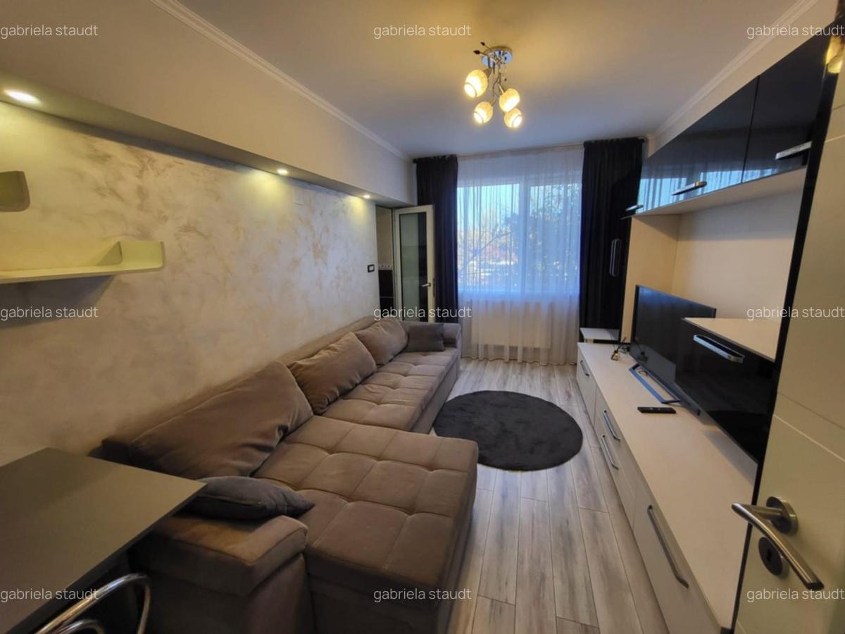 Proprietar inchiriez garsoniera 34 mp - 3