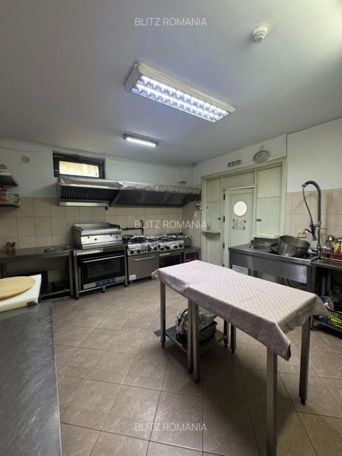 Hotel 21 camere cu  restaurant , Radauti - 12