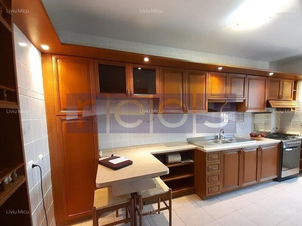 Apartament cu 3 camere decomandat în Cotroceni - 3