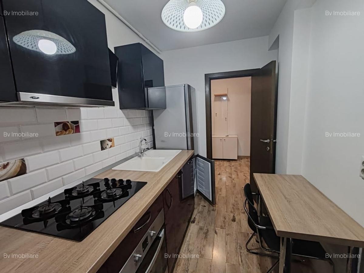 Apartament zona  Mall Coresi - 2