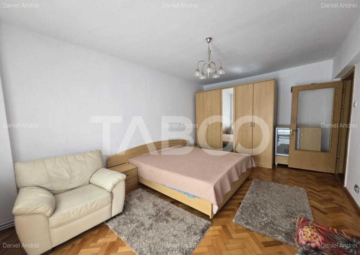 Apartament 3 camere 68 mpu decomandat cu balcon zona Siretul - 3