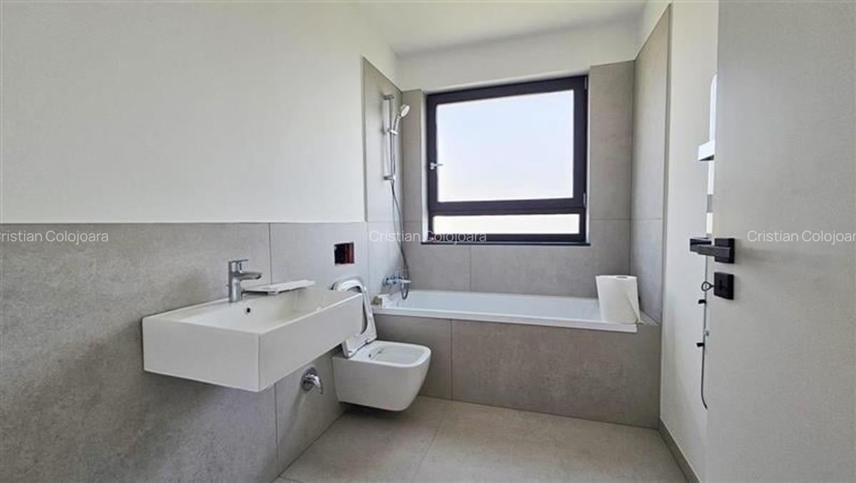 Apartament cu 3 camere decomandat în Lipovei - 10