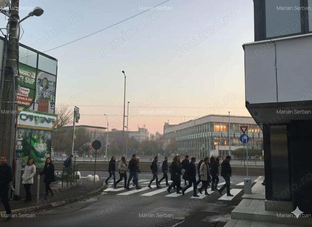 INCHIRIERE - spatiu comercial PIATA SUDULUI - parter, curte, parcare - 15