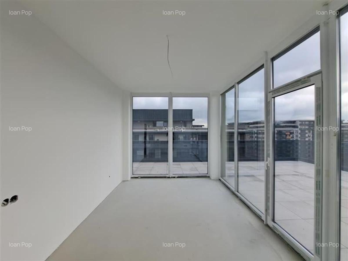 Penthouse, 110 mp utili + 137 mp terasa, situat in Sopor! - 8