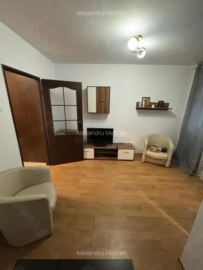 Garsoniera cocheta National Arena 27 mp Etaj 7 10 - 8