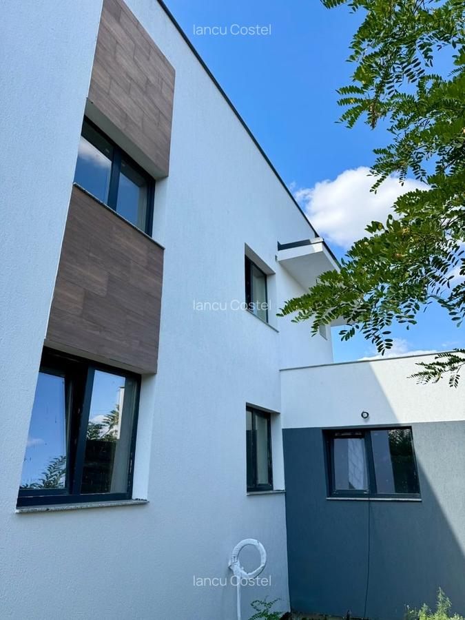 Vilă individuală exclusivistă, 5 camere 300mpu, teren 900mp, pădure Balotești - 3