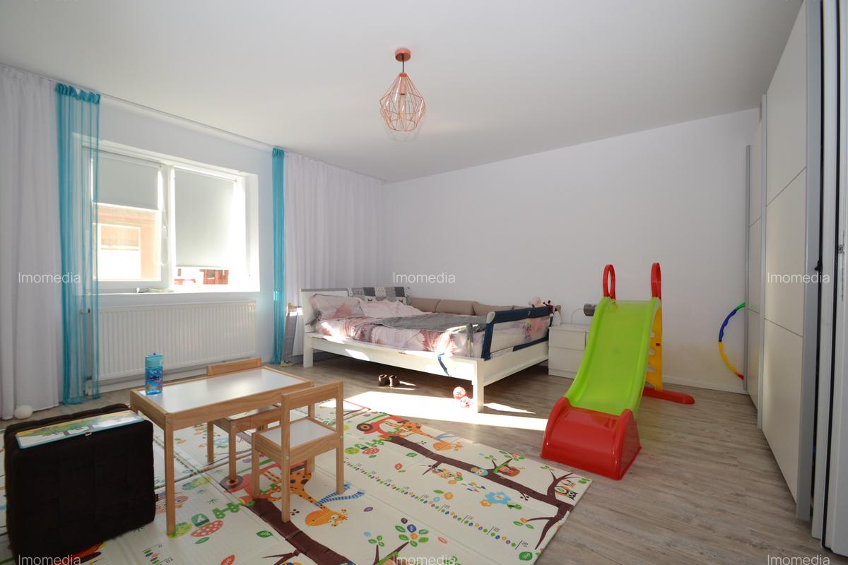 Casa cu teren de 5165 mp, in Becicherecu Mic ,la artera principala - 9