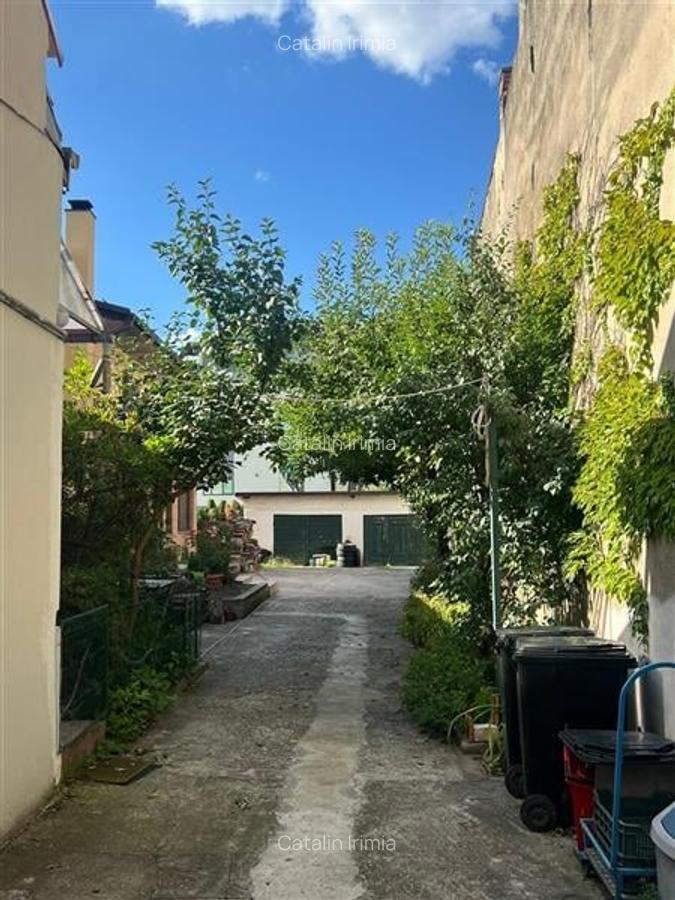 Apartament cu 2 camere - central - 1