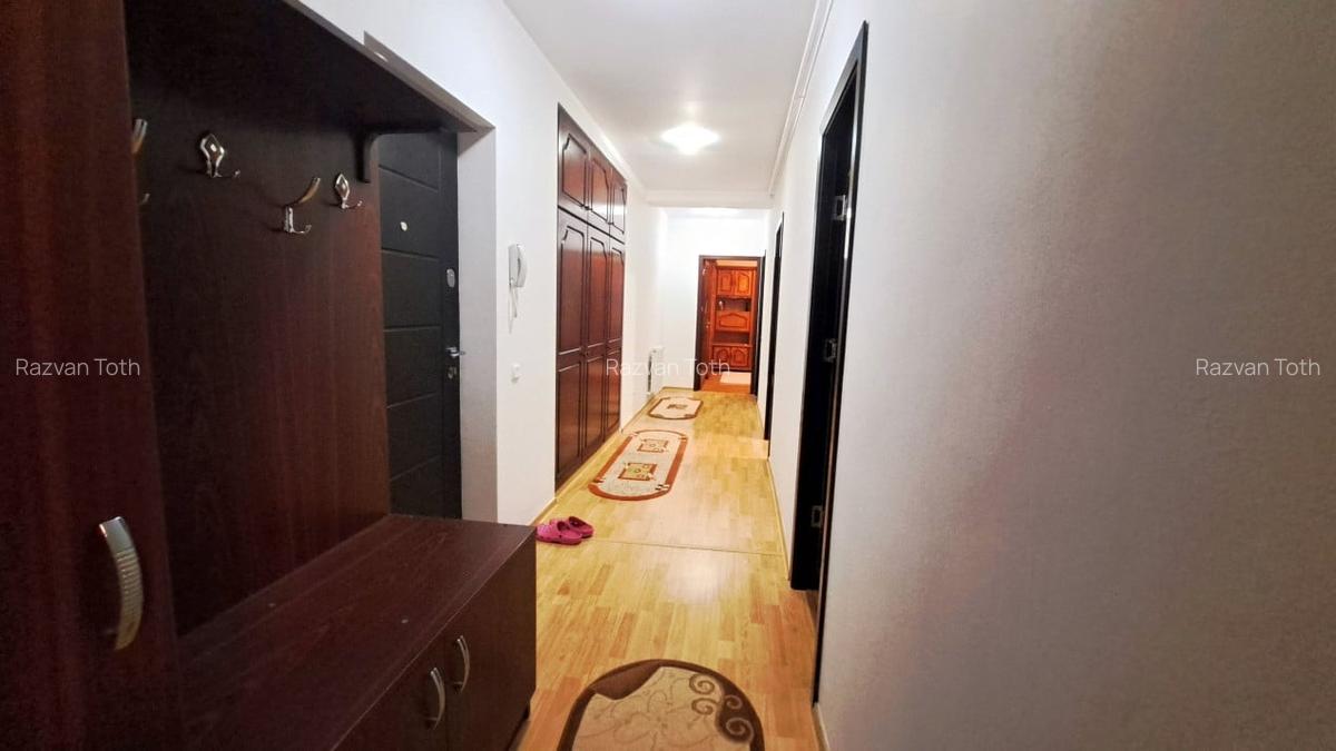 Apartament 3 camere decomandate de inchiriat, strada Florilor Floresti, GARAJ - 3