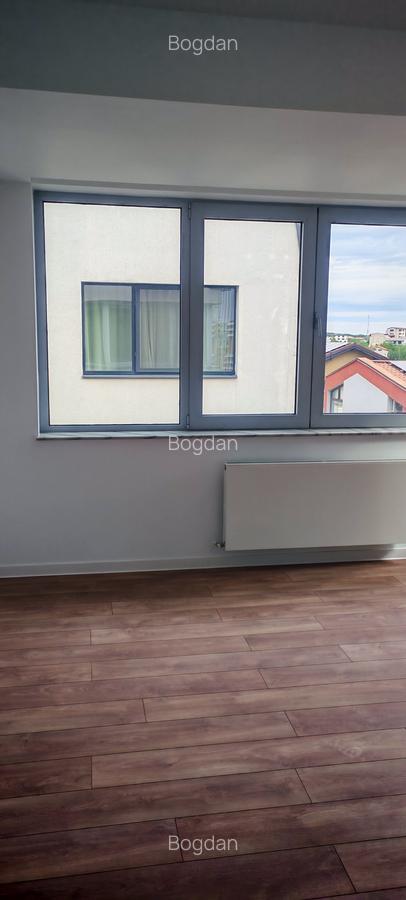 Apartament cu 4 camere decomandat în Străulești - 10