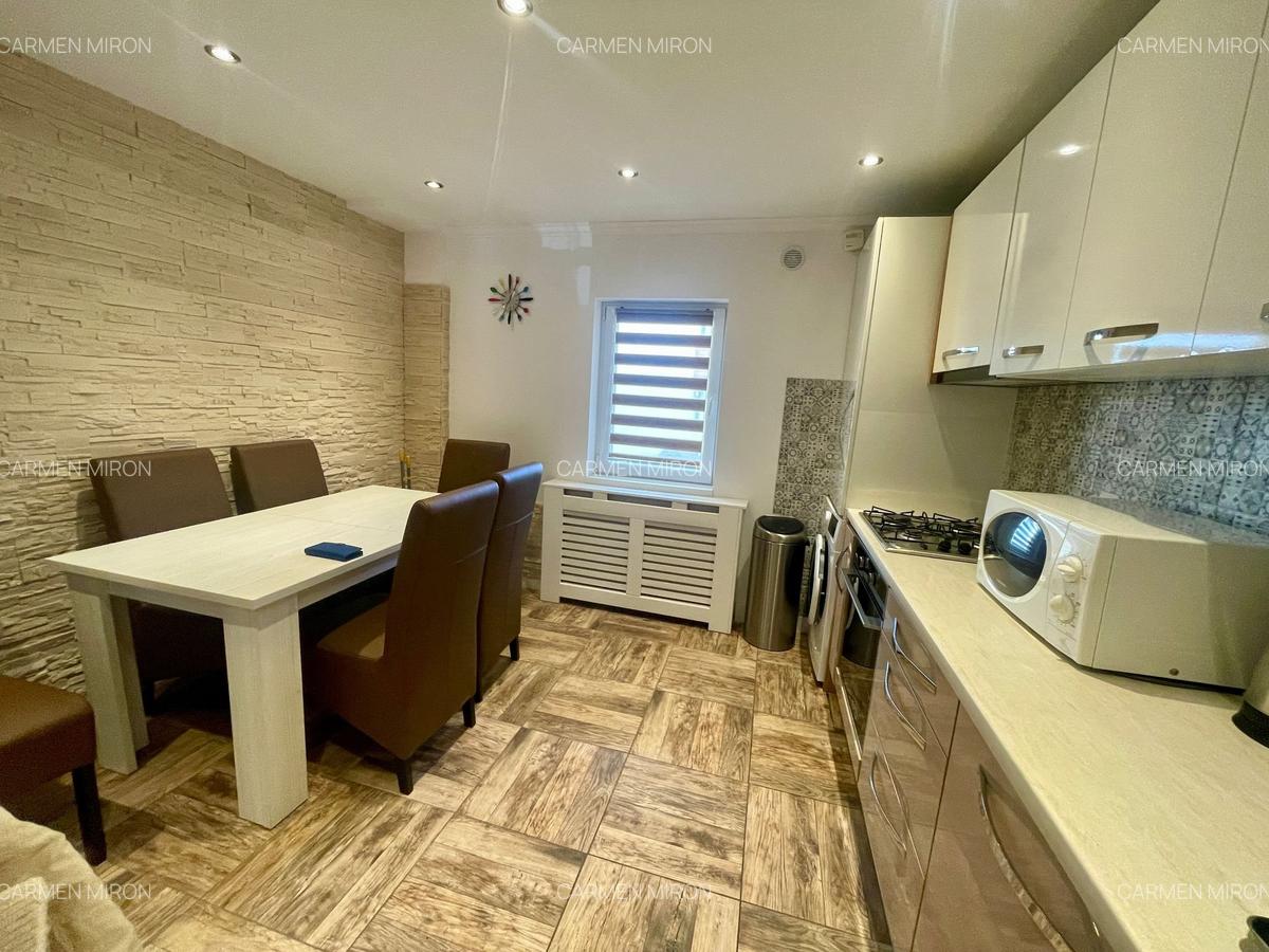 Apartament cochet 3 camere decomandat zona Plopilor - 8