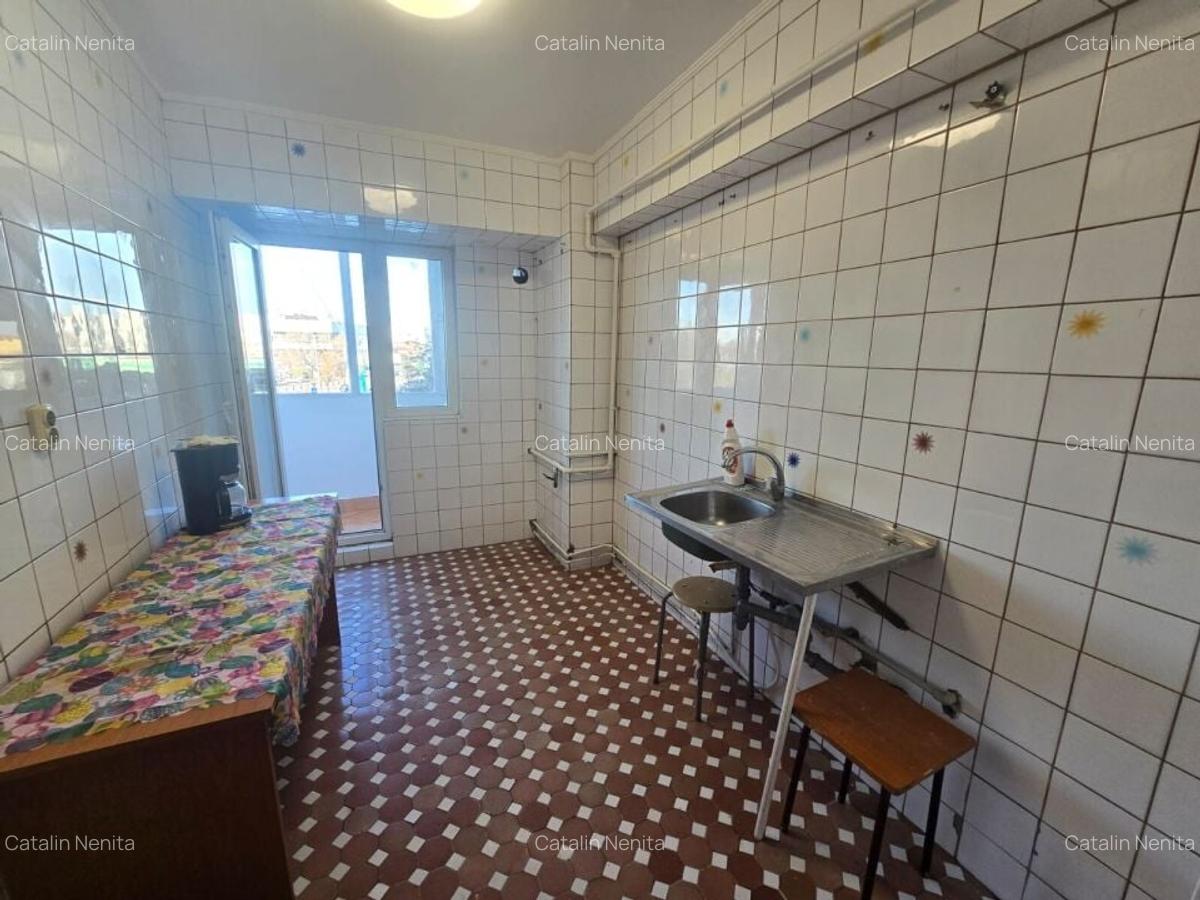 Apartament cu 3 camere decomandat în Colentina - 13