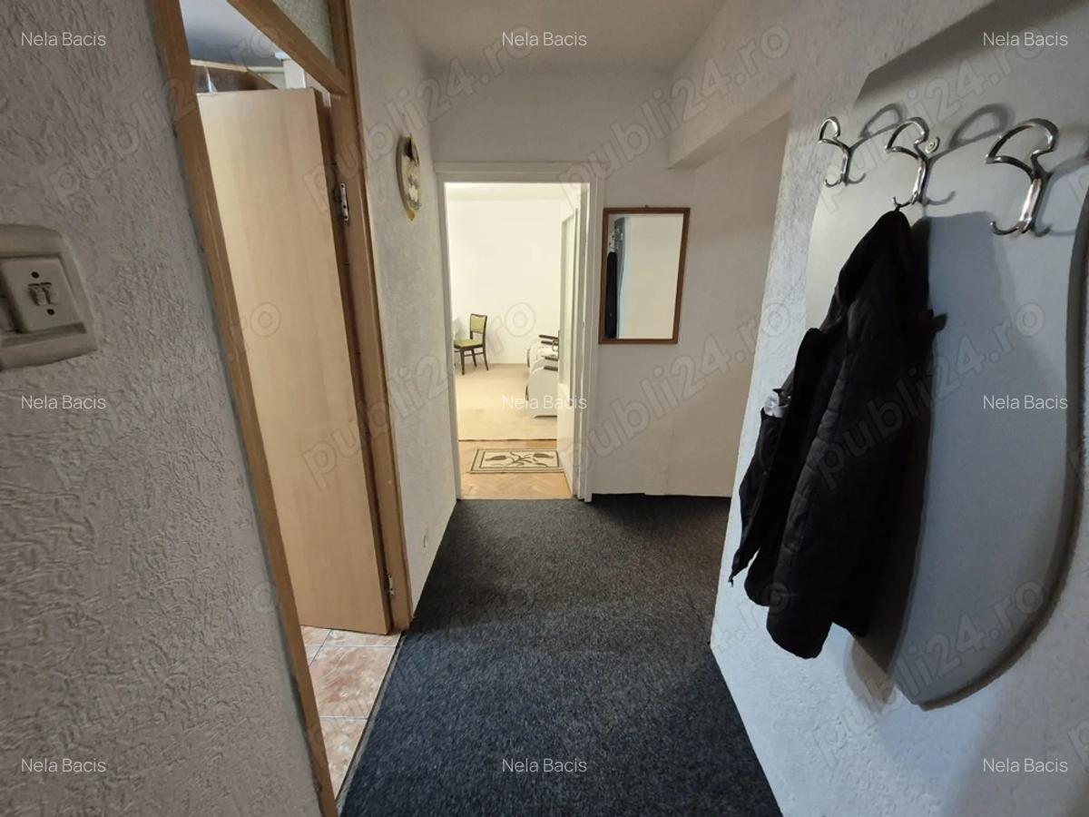 Inchiriez apartament 4 camere - 9