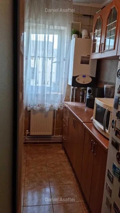 Zimbru- Apartament 2 camere renovat si mobilat - 4