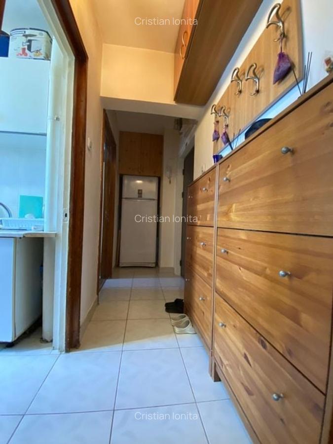 Apartament cu 3 camere semidecomandat în Drumul Taberei - 8