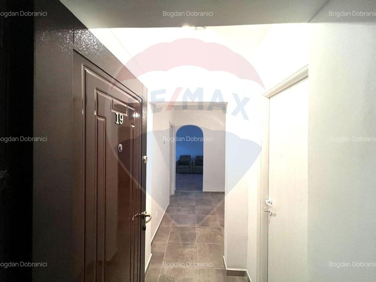 Apartament cu 3 camere decomandate de vanzare in zona Republicii - 5