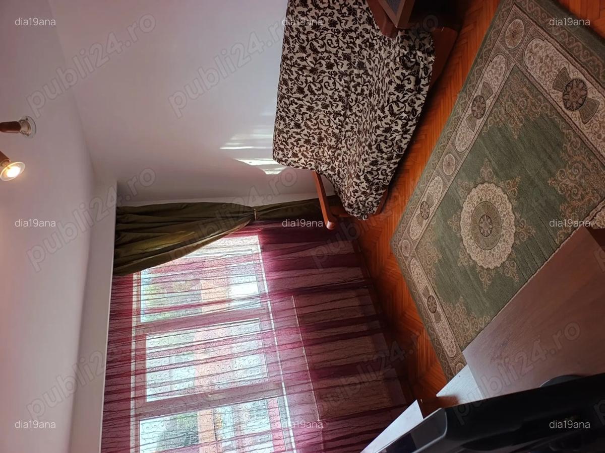 Inchiriez Apartament cu o camera Complexul Studentesc - 3
