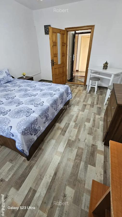 Garsoniera in One?ti, zona de jos, etaj 3 4. - 2