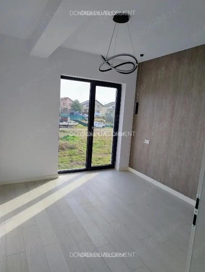 Casa tip triplex cu gradina privata si 2 locuri de parcare incluse - 8