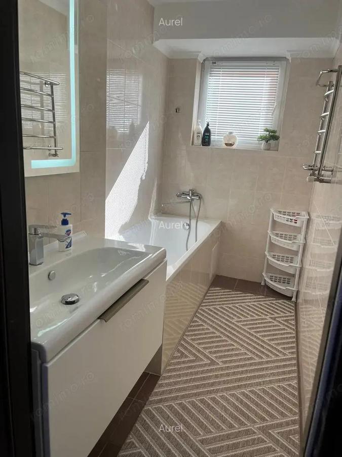 Ofer spre inchiriere garsoniera in zona Vitan - 1